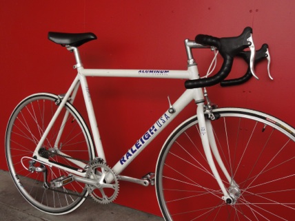 Raleigh five sale hundred road bike